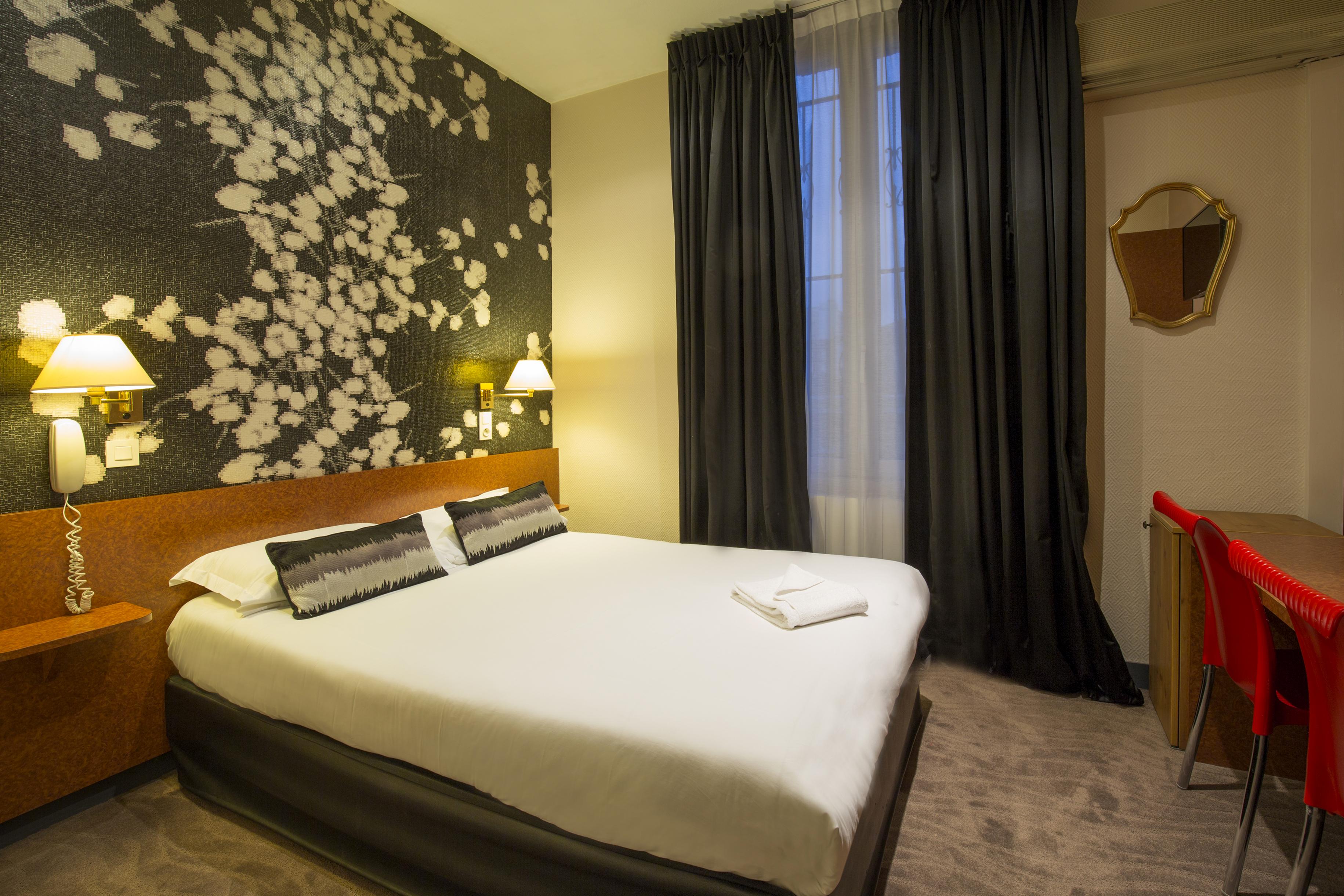 Hotel Raymond 4 Тулуза Екстер'єр фото
