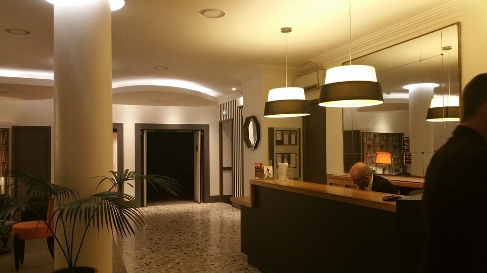 Hotel Raymond 4 Тулуза Екстер'єр фото